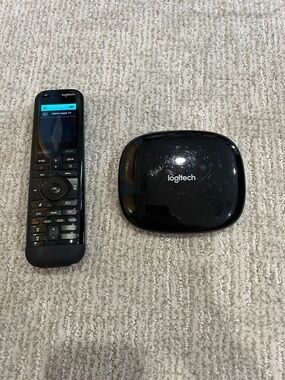 Logitech Harmony Remote and Hub - Black Gloss